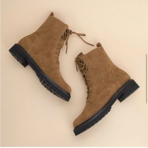 Chunky Sole Tan Lace-Up Combat Boots Weatherproof